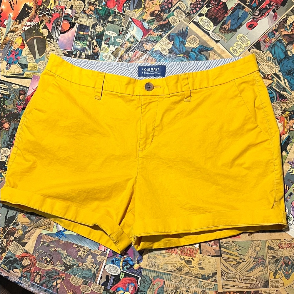 Old Navy Everyday shorts (12)
